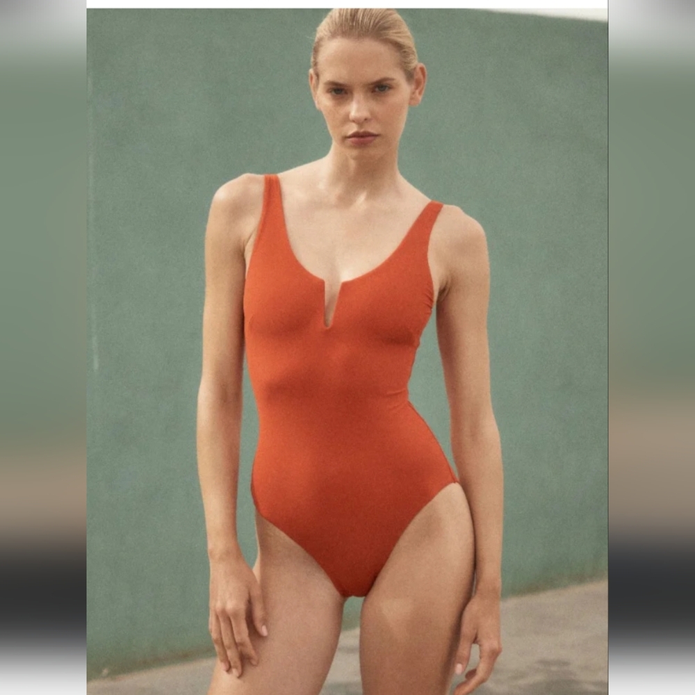 BONDI BORN VERITY SCULPTEUR One Piece Swimsuit In ROSSO/Sz:S
